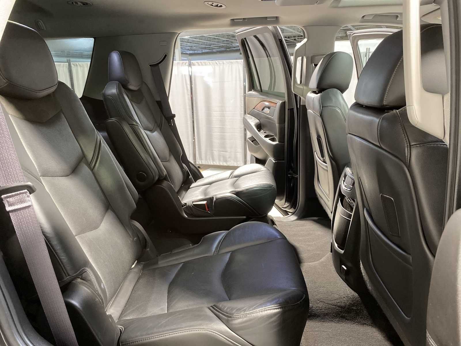 Used 2015 Dark Granite Metallic Cadillac Premium image 13
