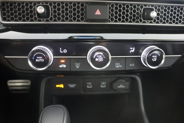 Used 2025 Crystal Black Pearl Honda Sport image 15