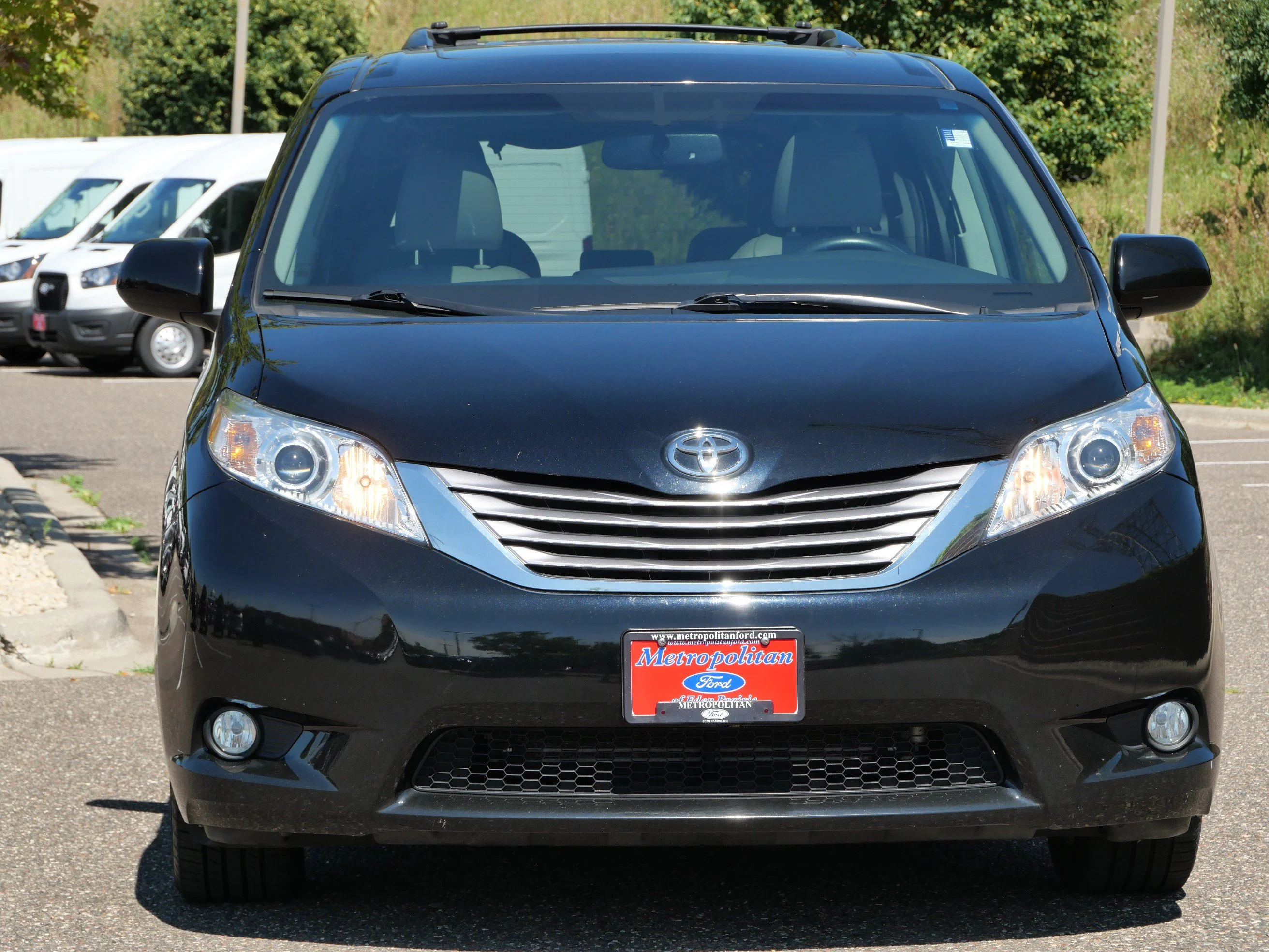 Used 2017 Toyota Sienna XLE Premium with VIN 5TDDZ3DC2HS167434 for sale in Eden Prairie, Minnesota