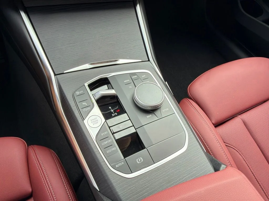 New 2026 Alpine White BMW 330i image 22