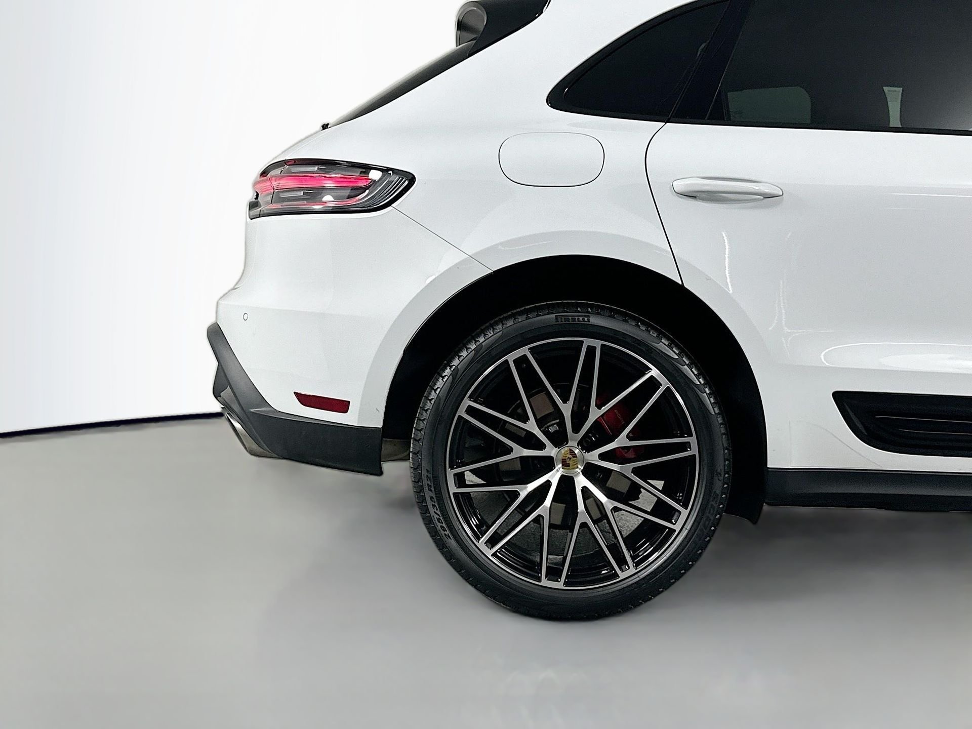 2024 Porsche Macan S - Photo 13