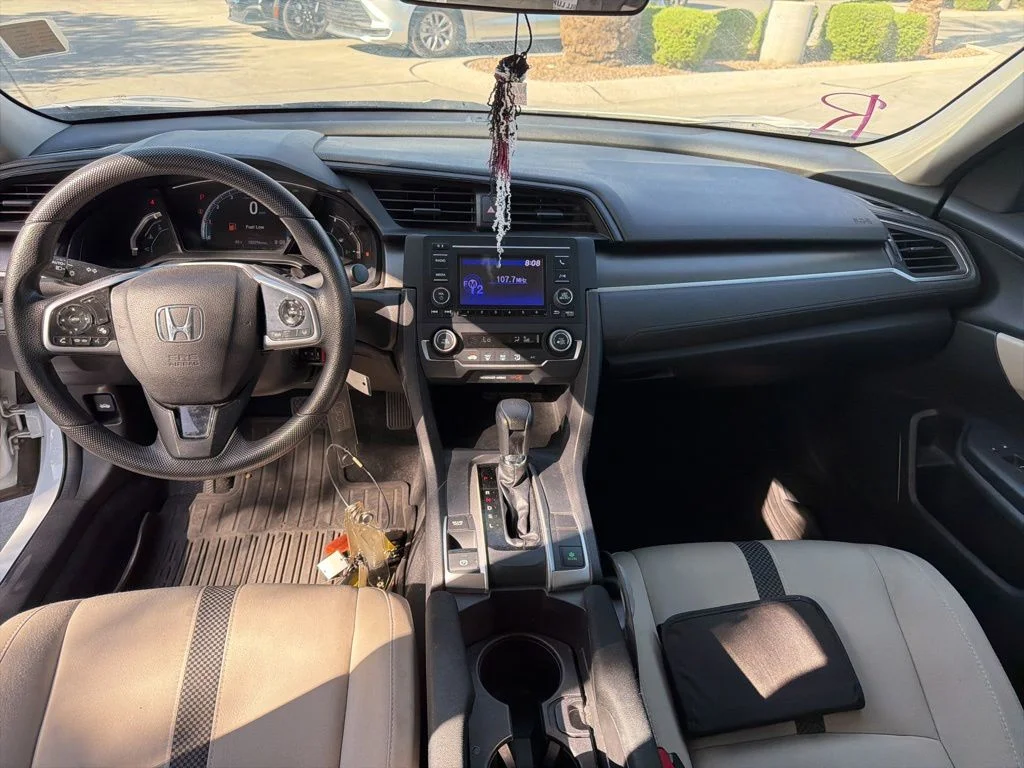 Used 2020 White Honda LX image 8