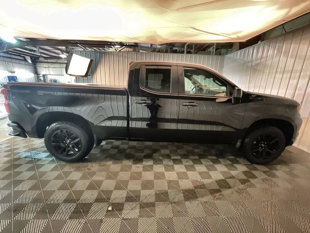 Used 2026 Black Chevrolet RST image 9