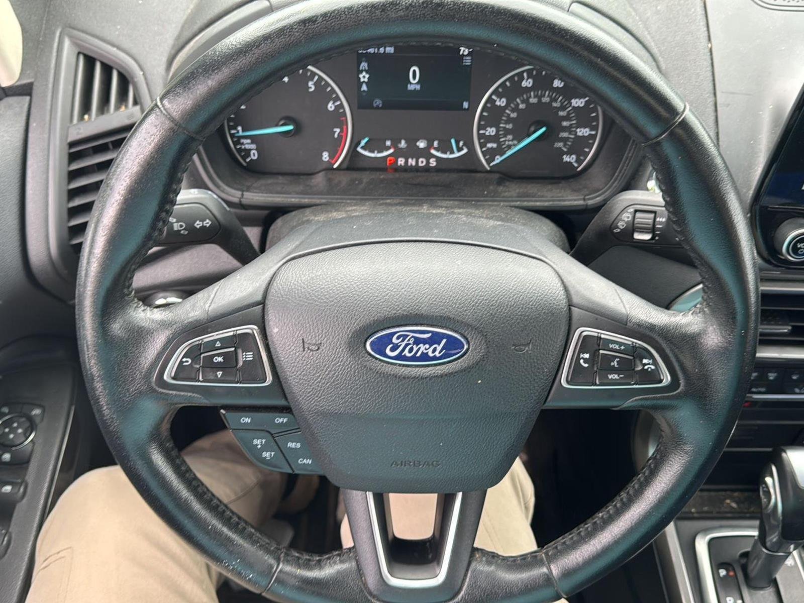 Used 2019 Lightning Blue Ford SE image 12