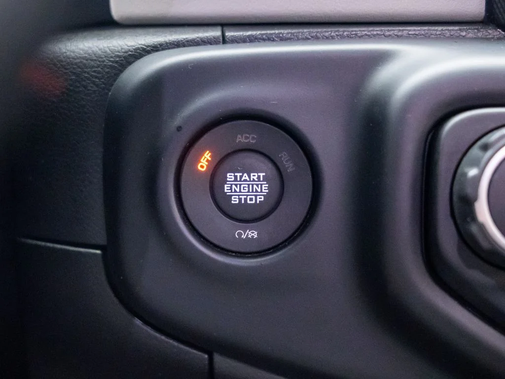 Used 2021 Gray Jeep High Altitude image 22