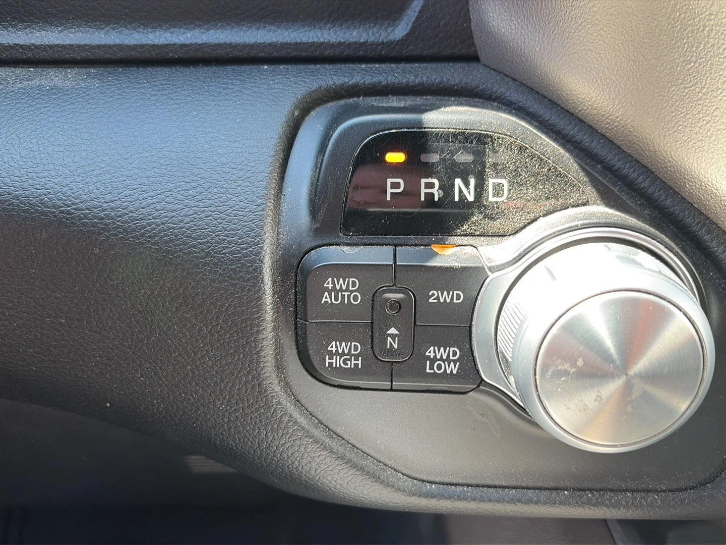 Used 2019 Delmonico Red Pearlcoat Ram Laramie image 17