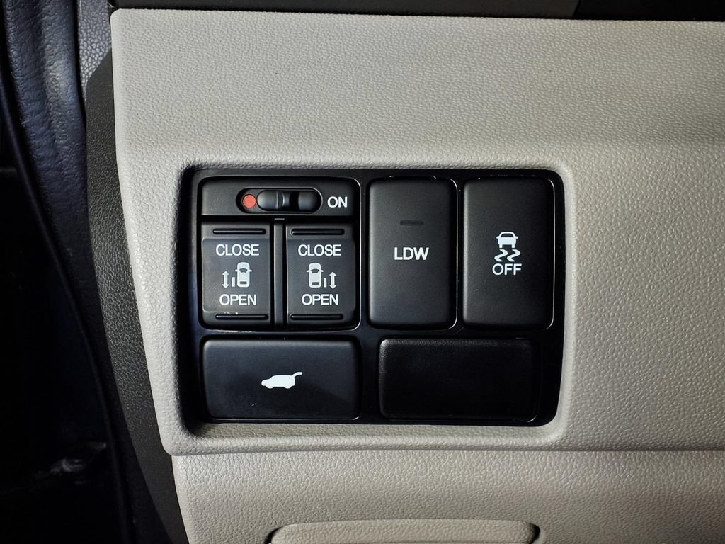 Used 2015 Gray Honda EX-L image 20