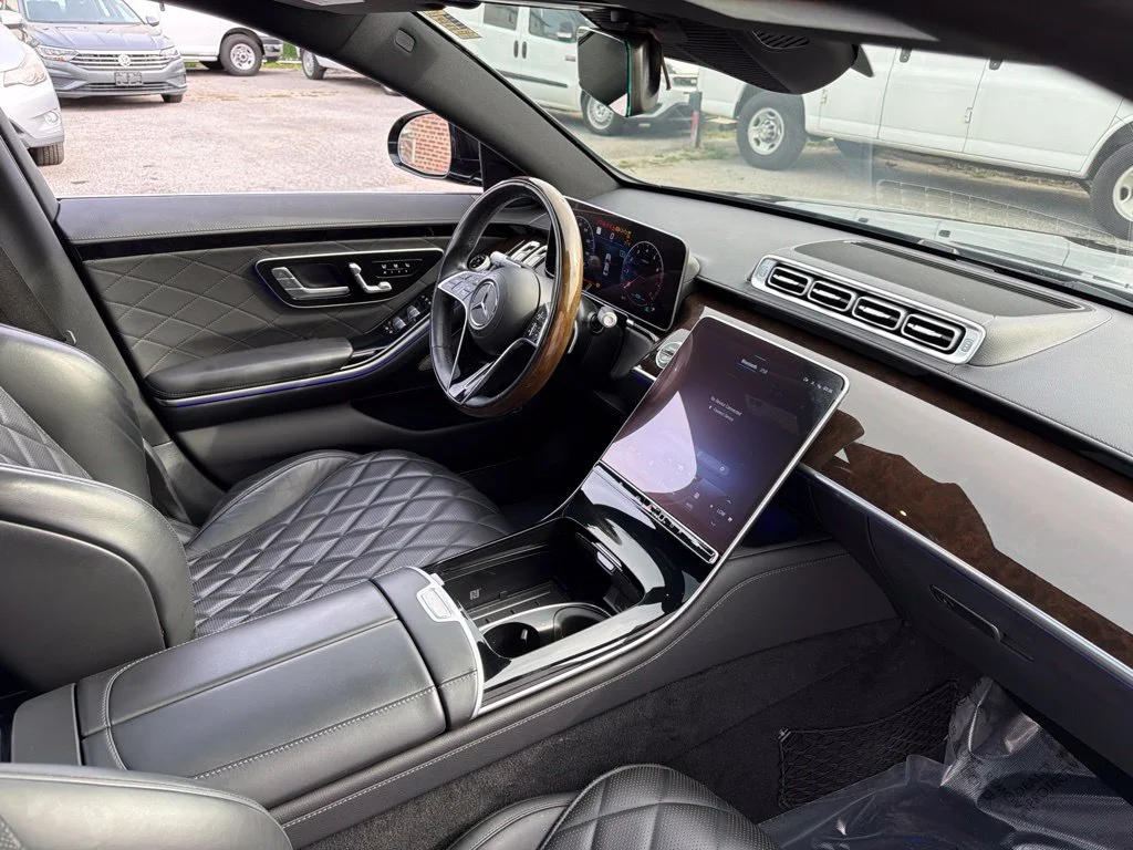 Used 2022 Black Mercedes-Benz S 580 image 20