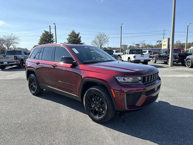 2026 Jeep Grand Cherokee Altitude