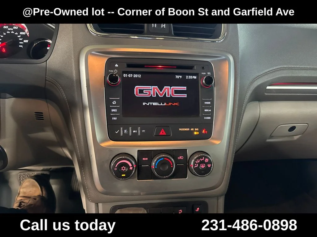 Used 2014 Blue GMC SLE-2 image 19