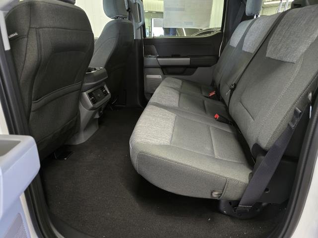 New 2026 Oxford White Ford F-250® XLT image 11