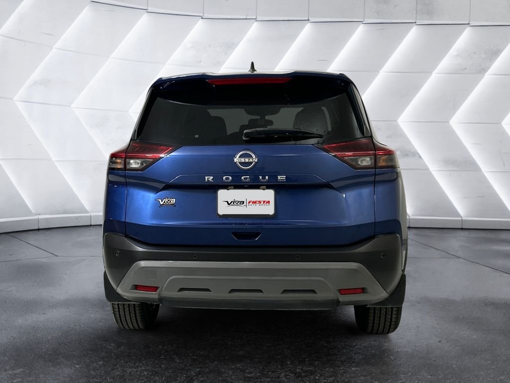 Used 2023 Blue Nissan S image 5