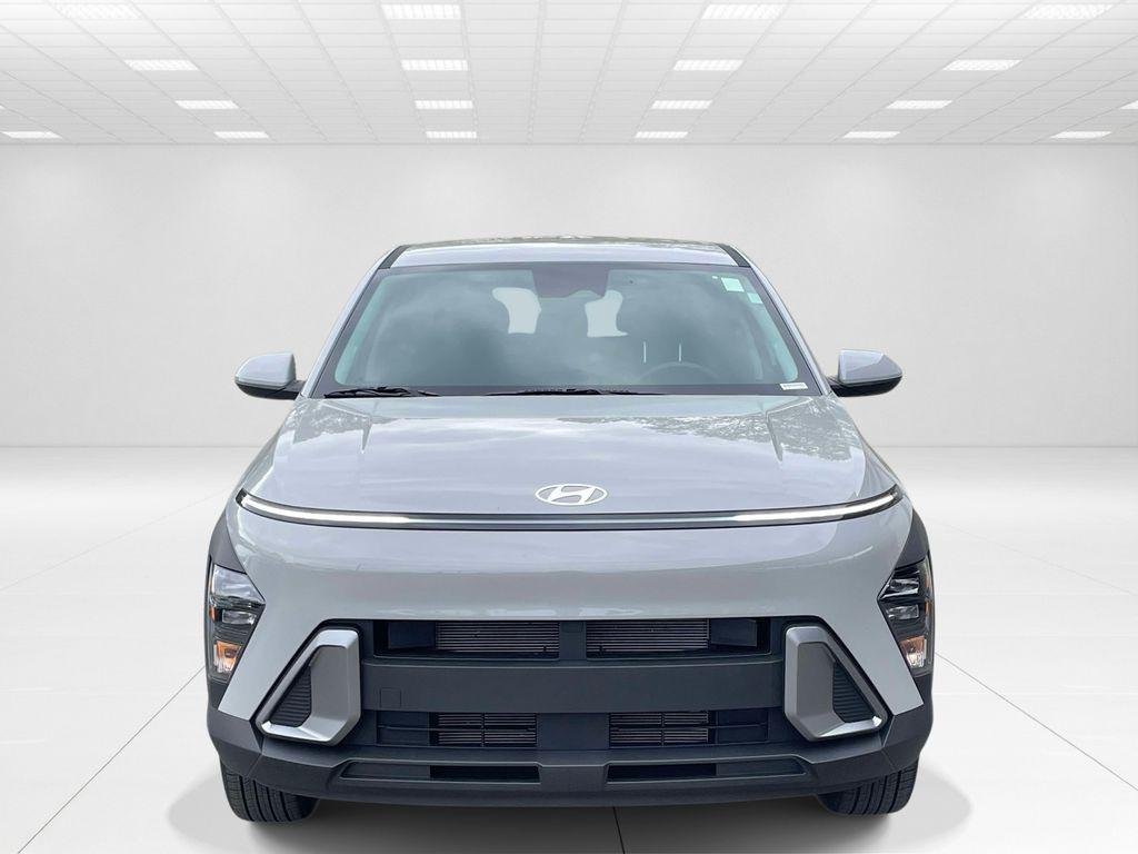 New 2026 Gray Hyundai SE AWD image 3