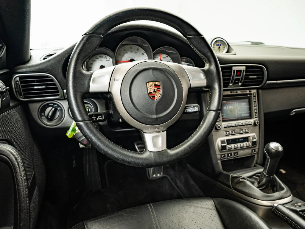 Used 2006 Guards Red Porsche Carrera S image 4