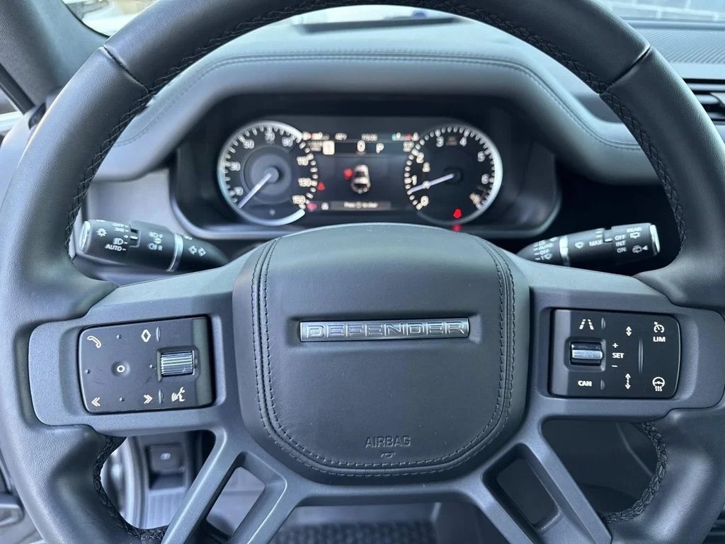 2023 Land Rover Defender X - Photo 24