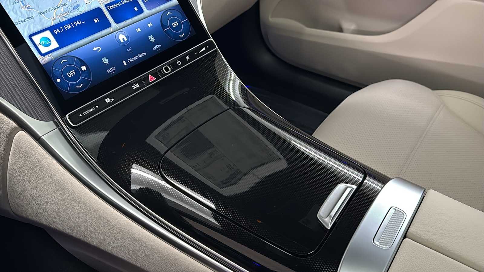 New 2027 MANUFAKTUR Alpine Grey Mercedes-Benz GLC 300 image 24