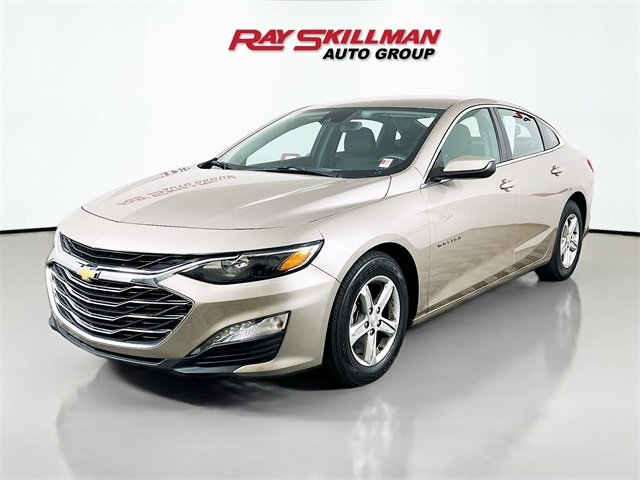 2024 Chevrolet Malibu 1LT photo 3