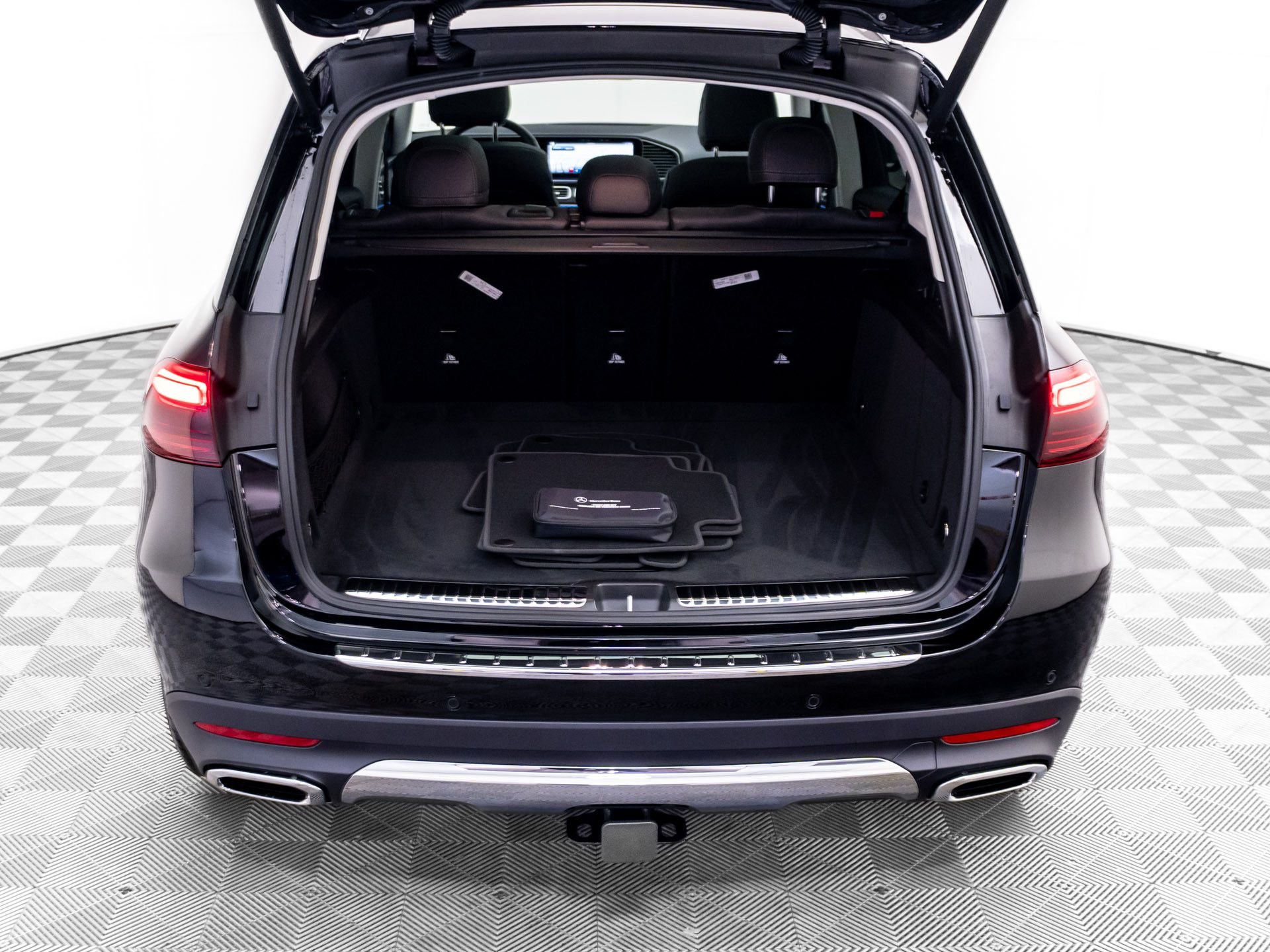 New 2026 Black Mercedes-Benz GLE 350 image 32