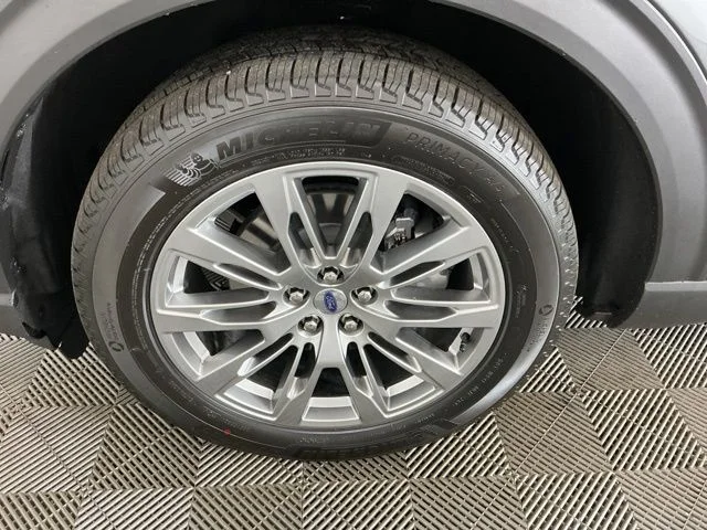 New 2026 Carbonized Gray Metallic Ford Active image 33