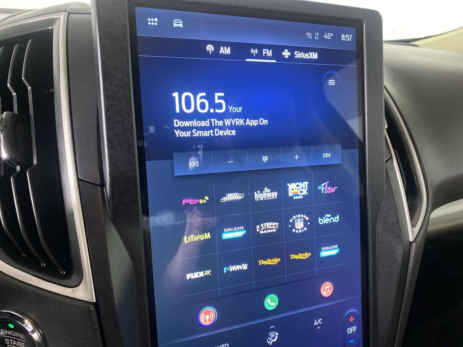 Used 2024 Carbonized Gray Metallic Ford SE image 31