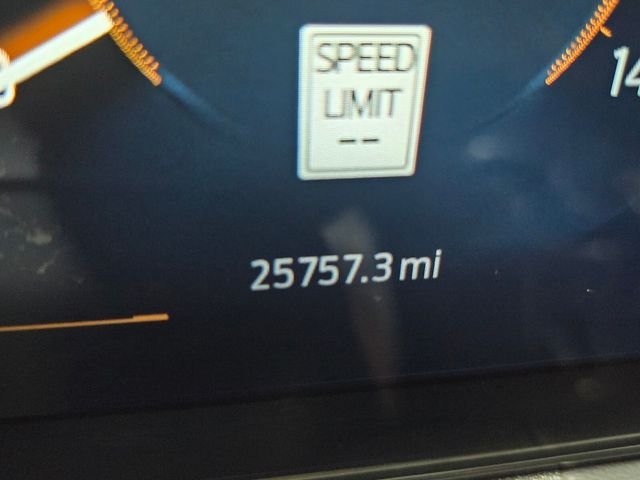 Used 2024 Gray Ford EcoBoost Premium image 28