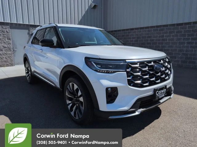 New 2026 Star White Metallic Tri-Coat Ford Platinum image 1