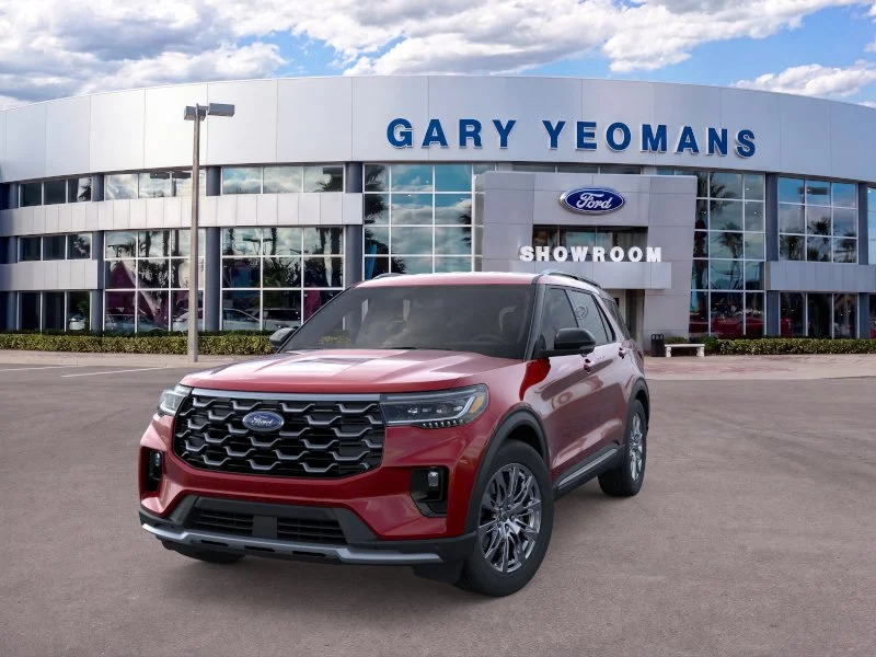 New 2026 Rapid Red Metallic Tinted Clearcoat Ford Platinum™ image 2