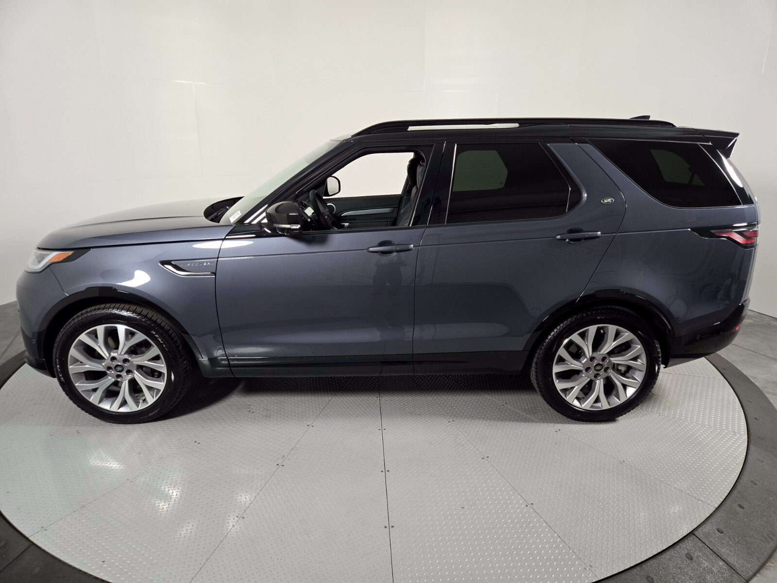 New 2026 Varesine Blue Land Rover Gemini Edition image 34