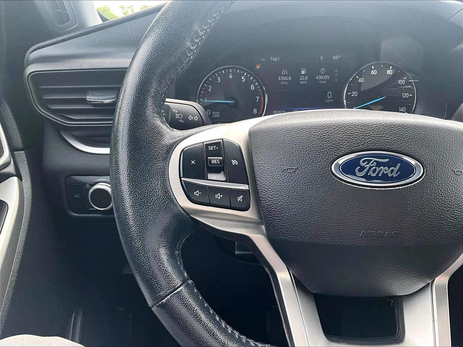 Used 2022 White Ford XLT image 19