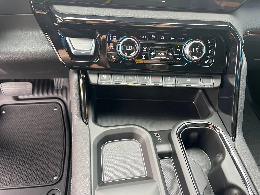 2026 GMC Sierra 2500HD AT4 - Photo 11