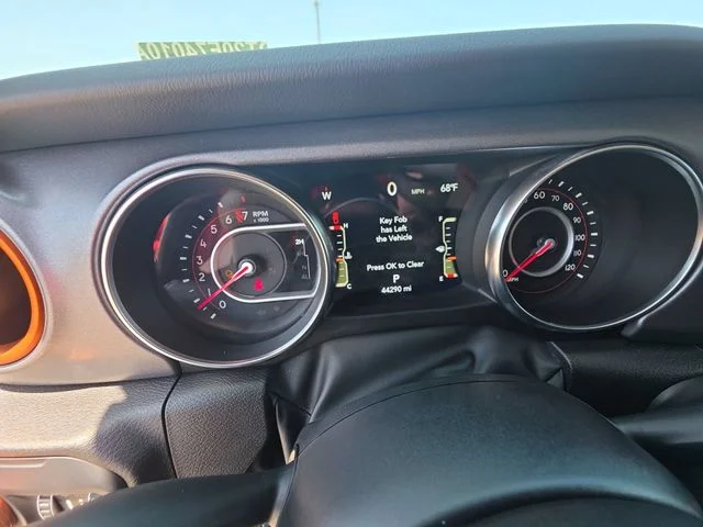 Used 2022 Blue Jeep Mojave image 19