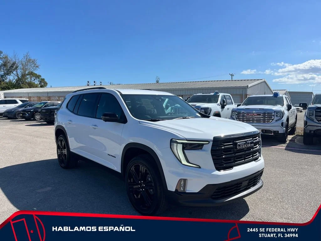 New 2026 Summit White GMC Elevation image 2