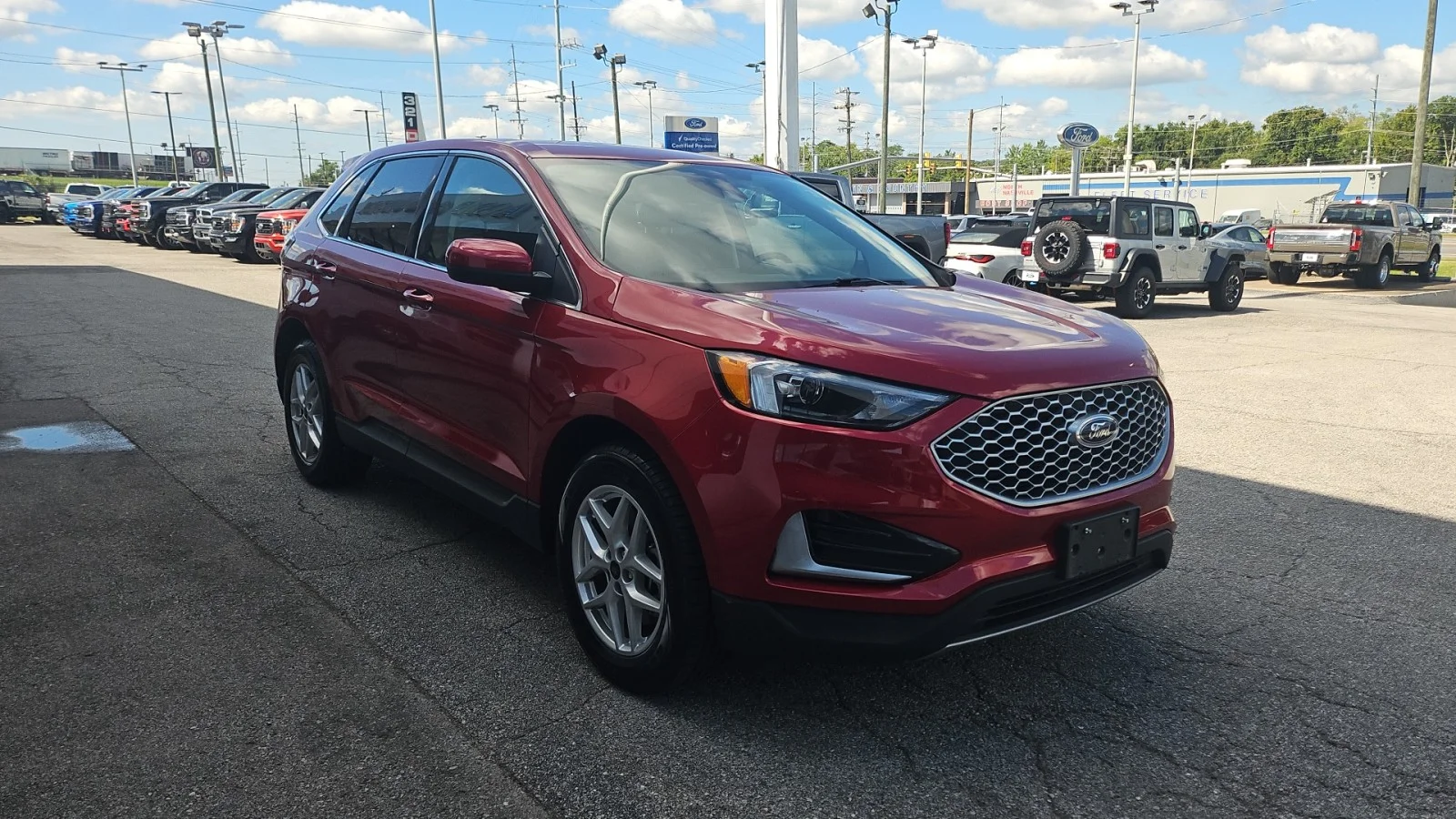 Used 2024 Red Ford 2024 FORD EDGE SEL 4DR SUV 112.2 WB AWD image 6
