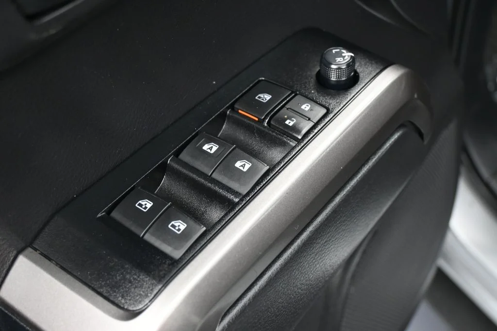 Used 2023 Lunar Rock Toyota SR5 image 14