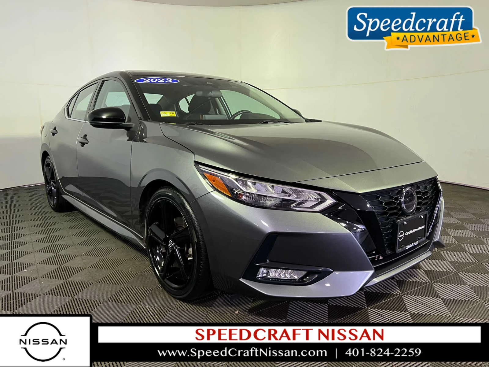 2023 Nissan Sentra SR CVT's photo