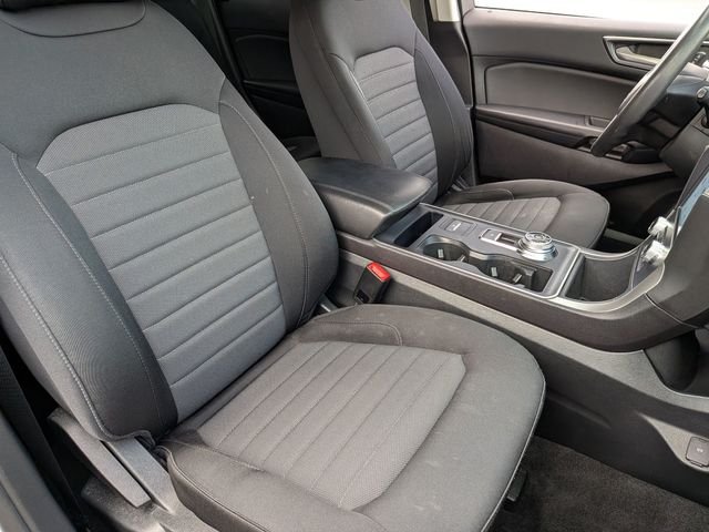Used 2022 White Ford SE image 29