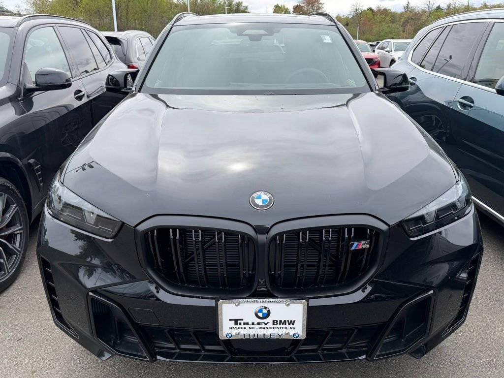 New 2026 Black Sapphire Metallic BMW M60i image 2