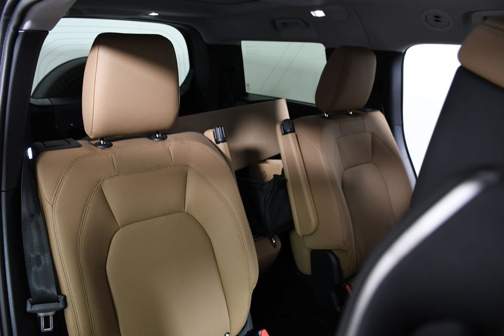 New 2026 Santorini Blk Land Rover S image 23
