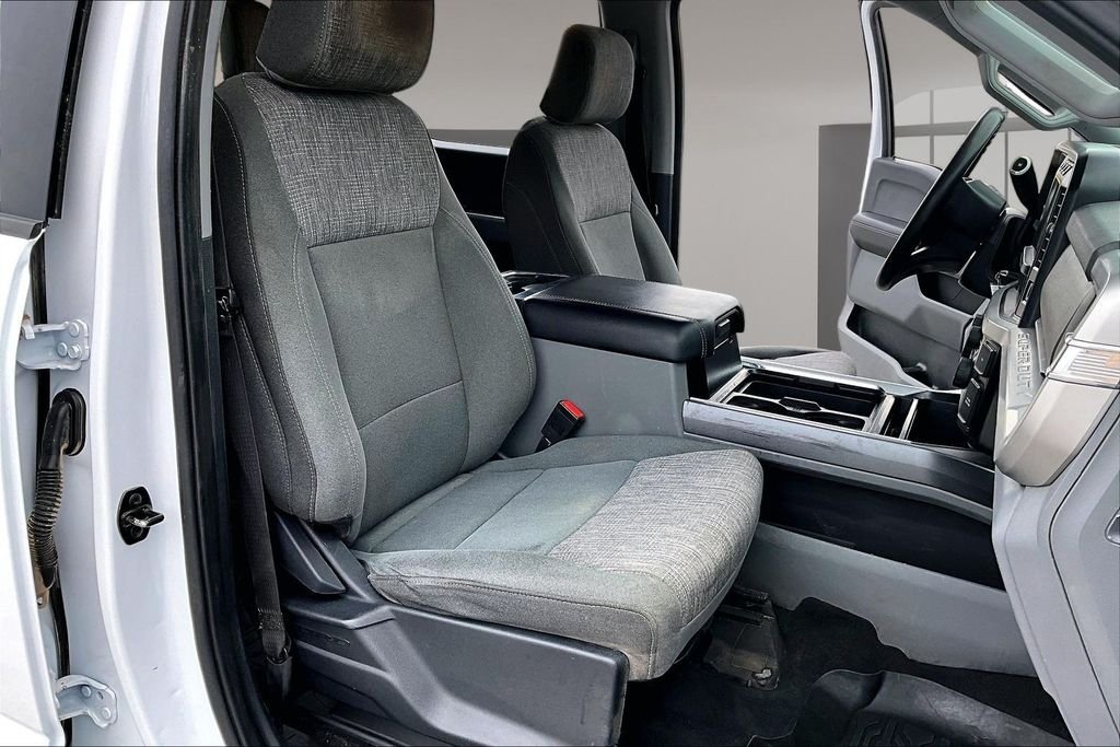 Used 2023 White Ford XLT image 7