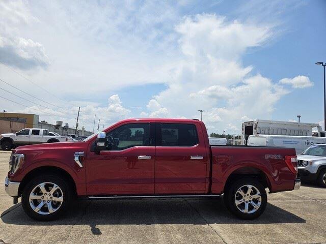 Used 2023 Rapid Red Metallic Tinted Clearcoat Ford King Ranch image 2
