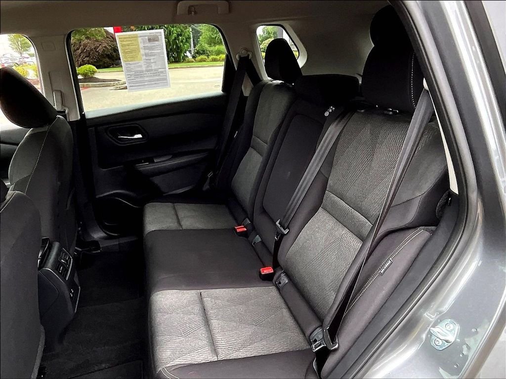 Used 2024 Gray Nissan SV image 15