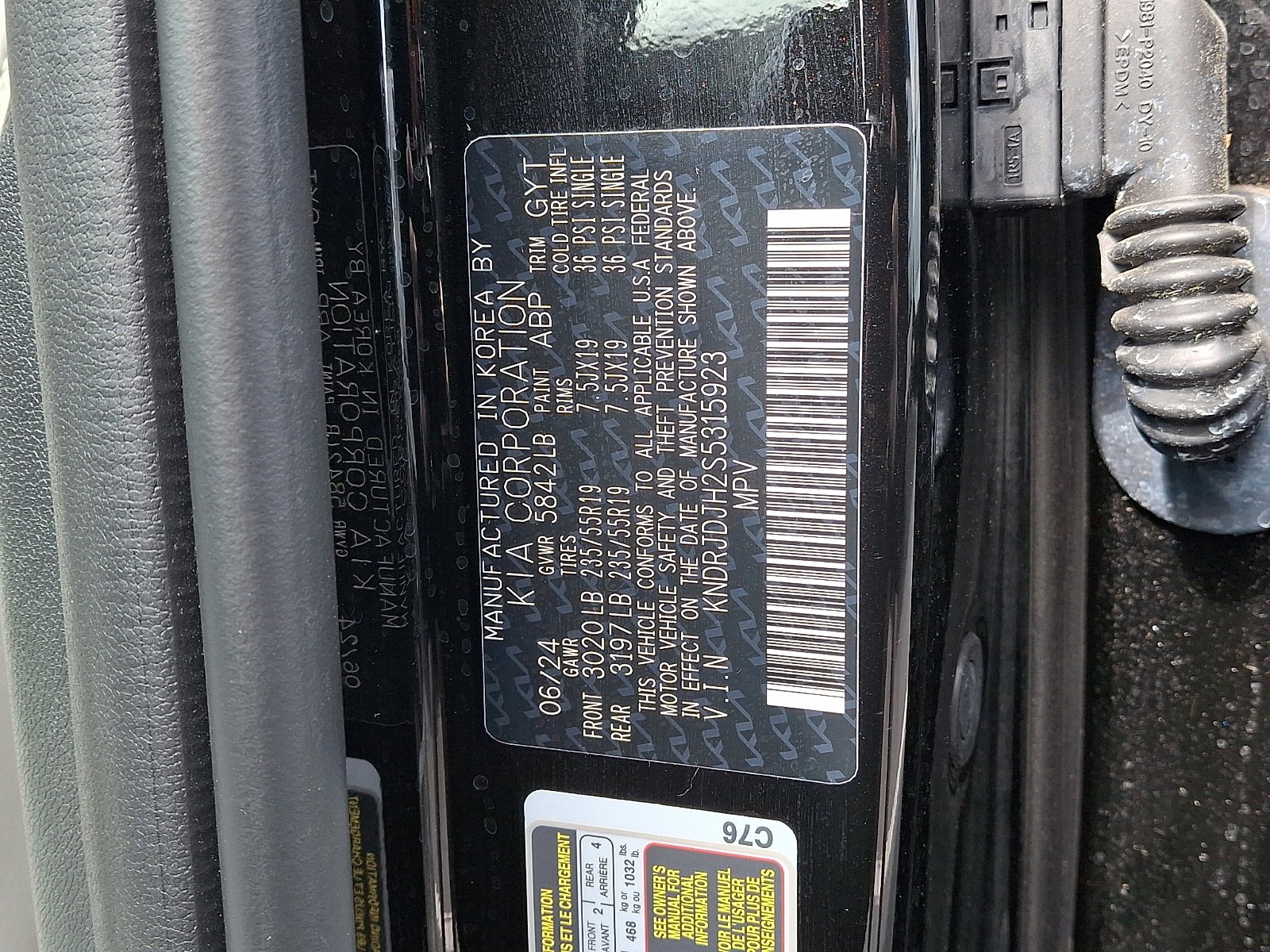 Used 2025 Aurora Black Pearl Kia EX image 20
