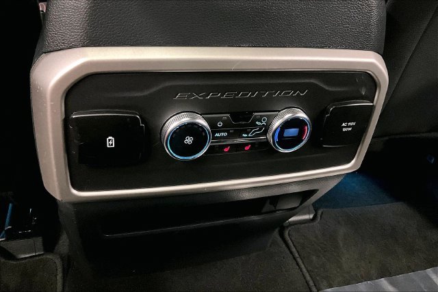 Used 2024 Agate Black Metallic Ford Limited image 35