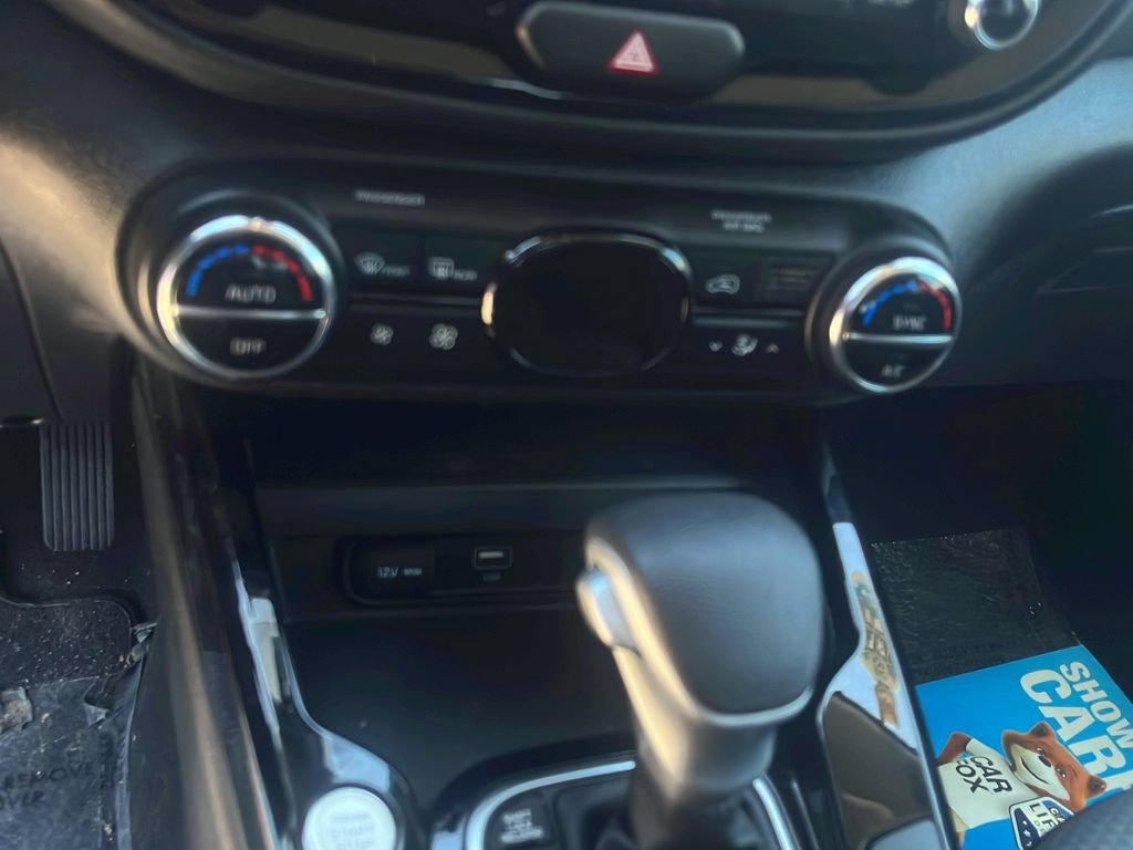 2023 Kia Soul S - Photo 21