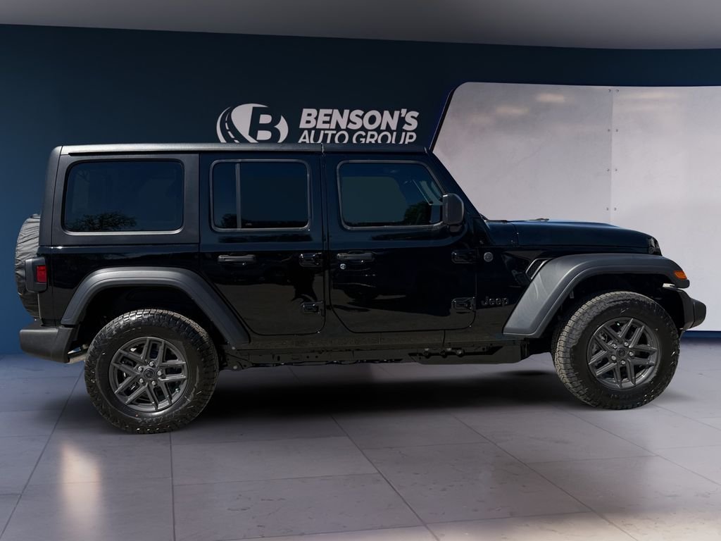 New 2026 Black Clearcoat Jeep Sport RHD image 6