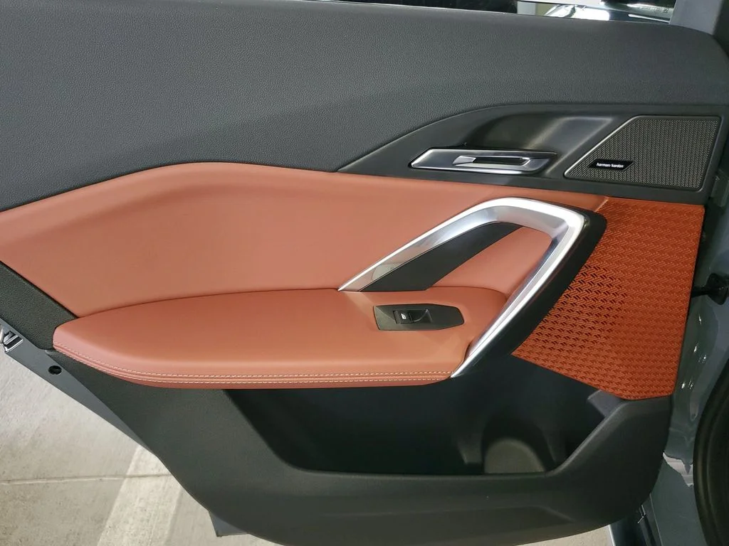 New 2026 Gray BMW xDrive28i image 9