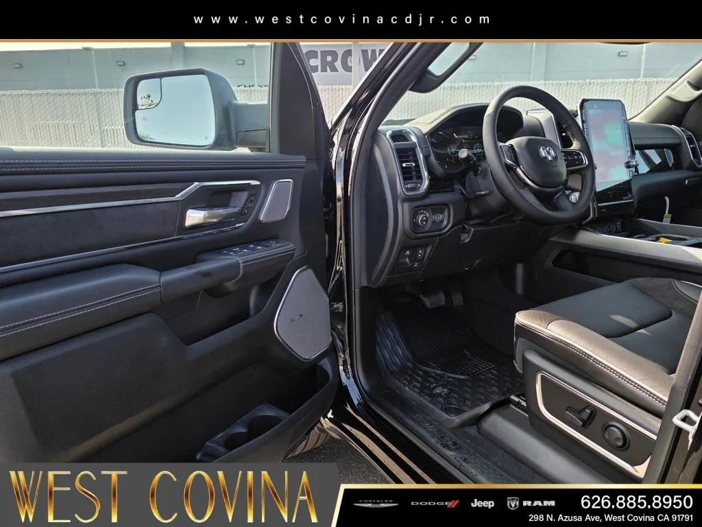New 2026 Diamond Black Crystal Pearl-Coat Exterior Paint RAM Laramie image 20