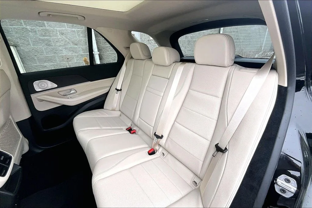 New 2026 Black Mercedes-Benz GLE 450 image 10