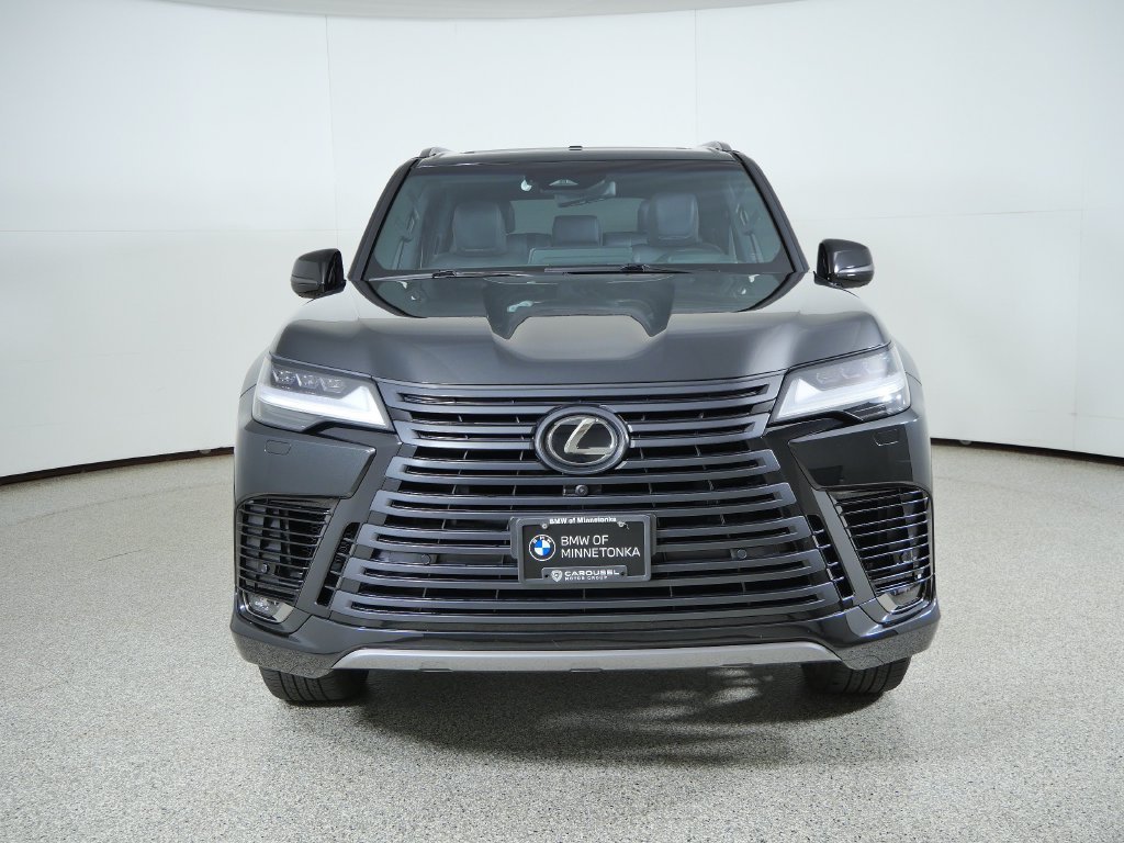 Used 2025 Black Lexus 600 Luxury image 3