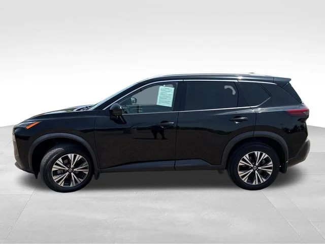 Used 2021 Black Nissan SV image 5